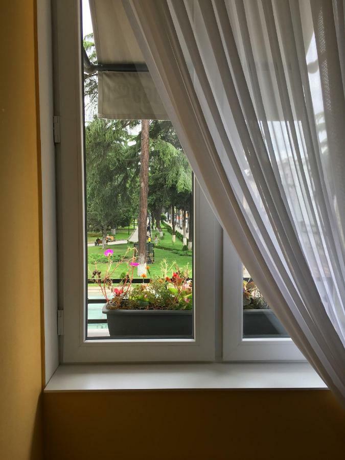 Atoneli Hotel Tbilisi Eksteriør bilde