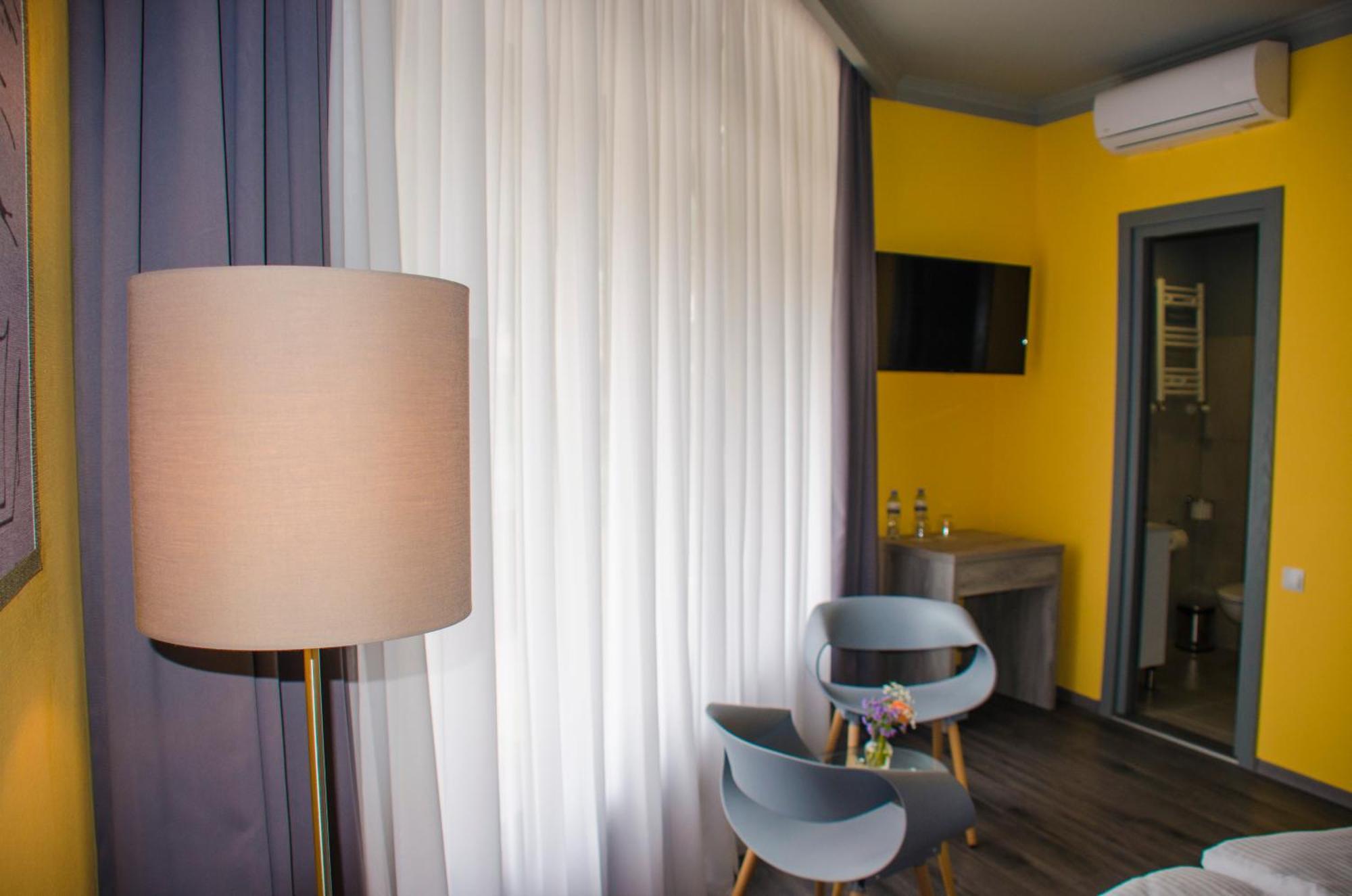 Atoneli Hotel Tbilisi Eksteriør bilde
